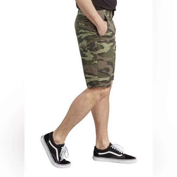 NEW Genuine Dickies Mens 11" Flex Multi-Use Ripstop Shorts, 32 - Picture 3 of 6